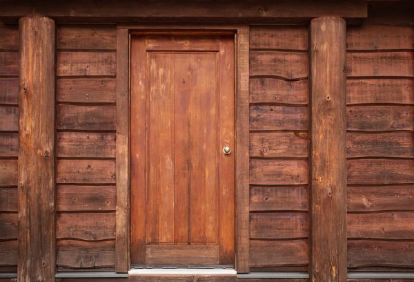 Log Cabin Siding Installation in Huntersville