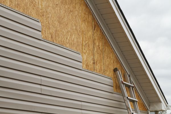 Loose Siding Replacement in Huntersville