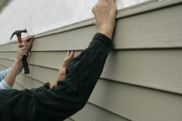 Cost of Insulated Siding Installation in Huntersville