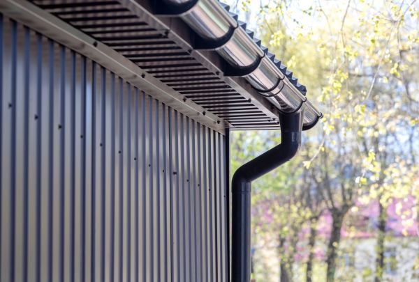 Sheet Metal Siding Repair in Huntersville