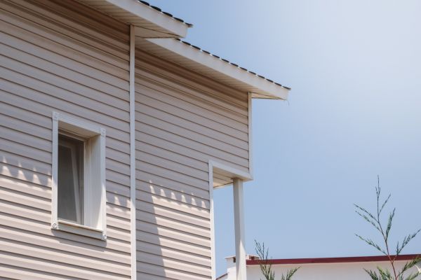 Cost of Vinyl Siding Hole Repair in Huntersville